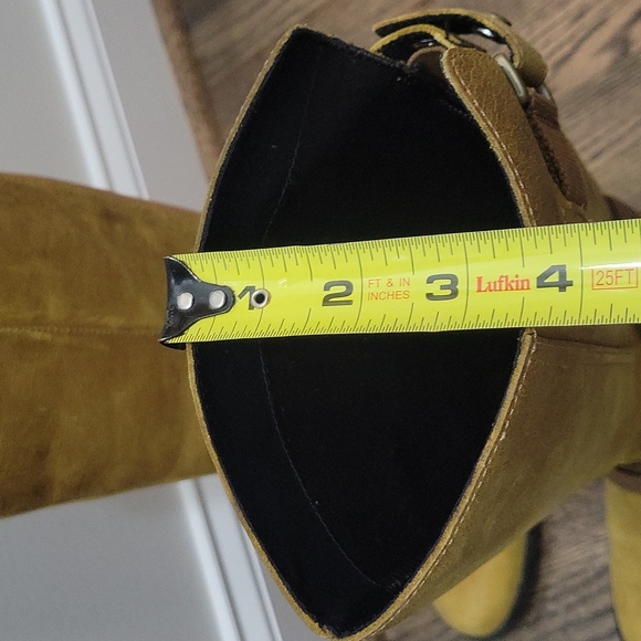 Gorgeous Sorel riding boots - Picture 14 of 15